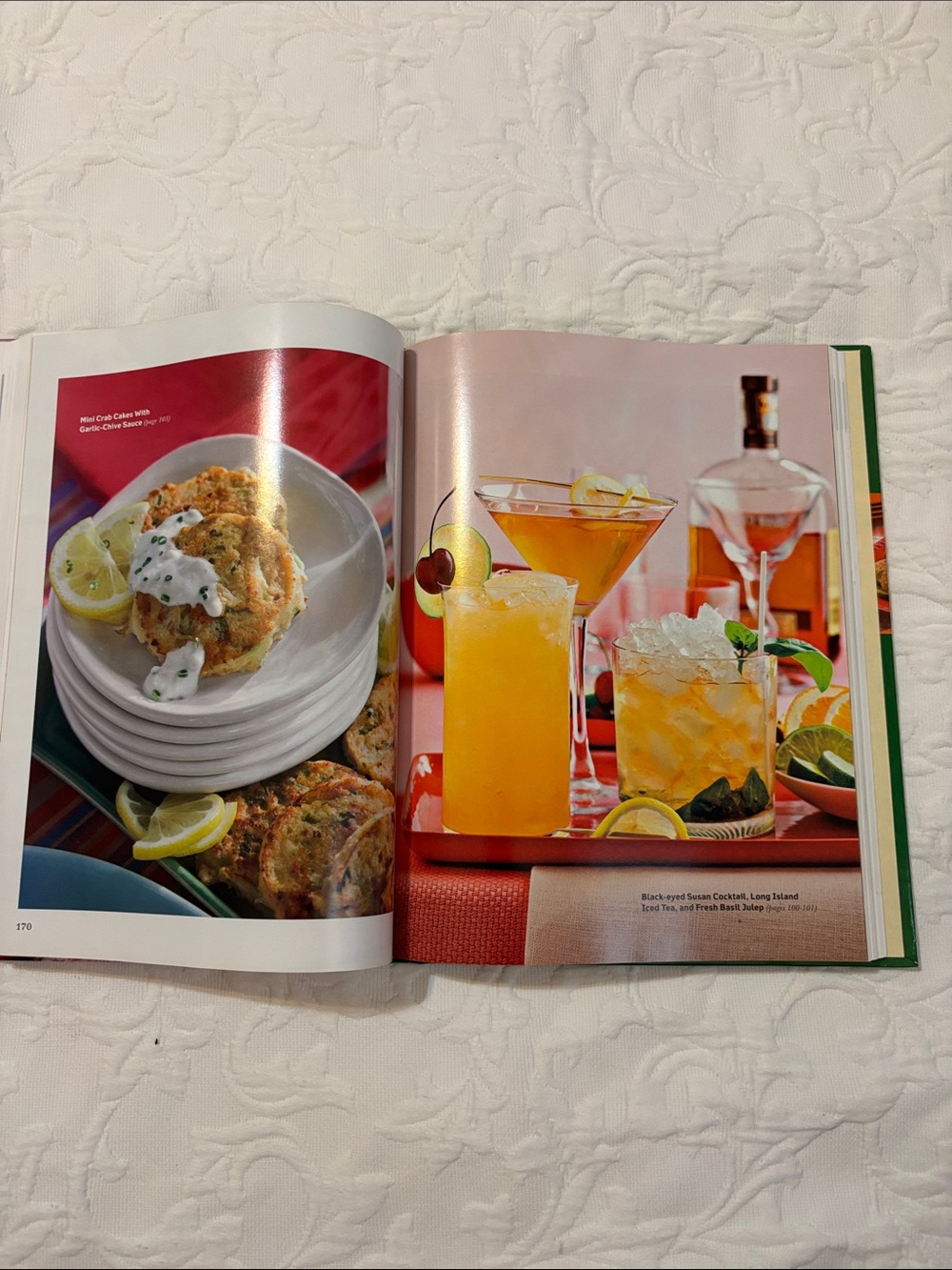 Southern Living 2009 Annual Recipes Cookbook - Yellow, White & Red Cover - Picture 3 of 4